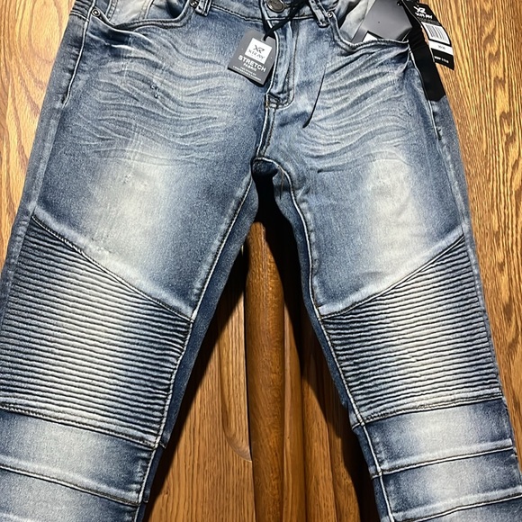 X-Ray - Picture 5 of 7